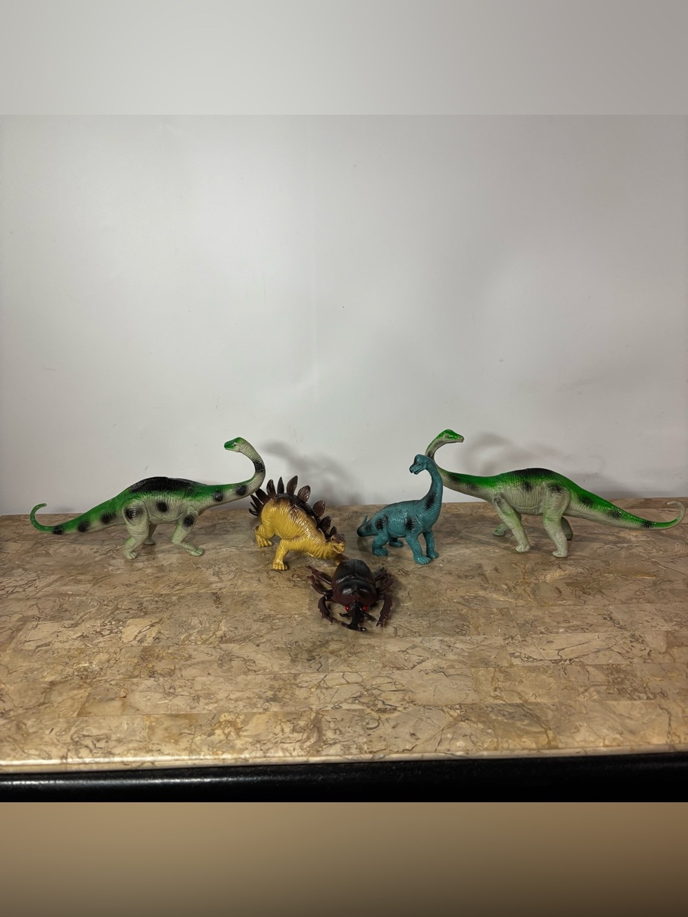Greenbrier International Lot Of 4 Dinosaurs & 1 Rhinoceros Beetle